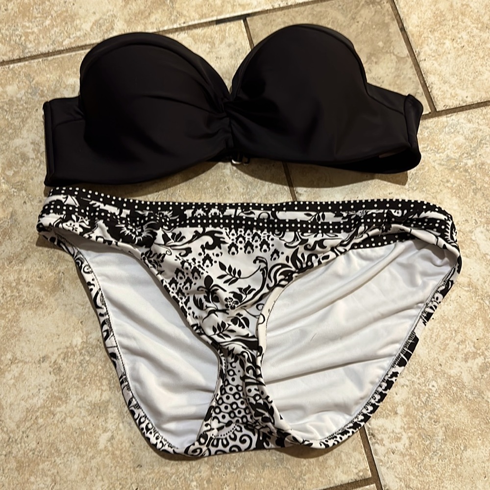 Gently used SZ LG swim suit